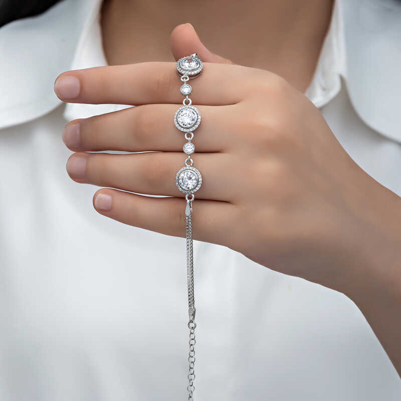 Silver Solitaire Women’s Bracelet