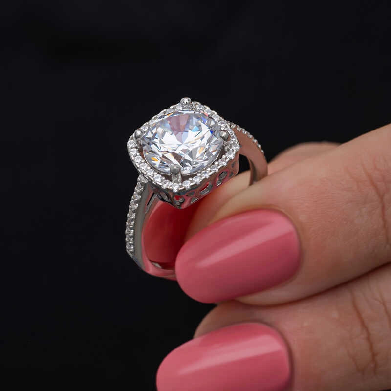 Silver Square Mounted Single Stone Women’s Ring