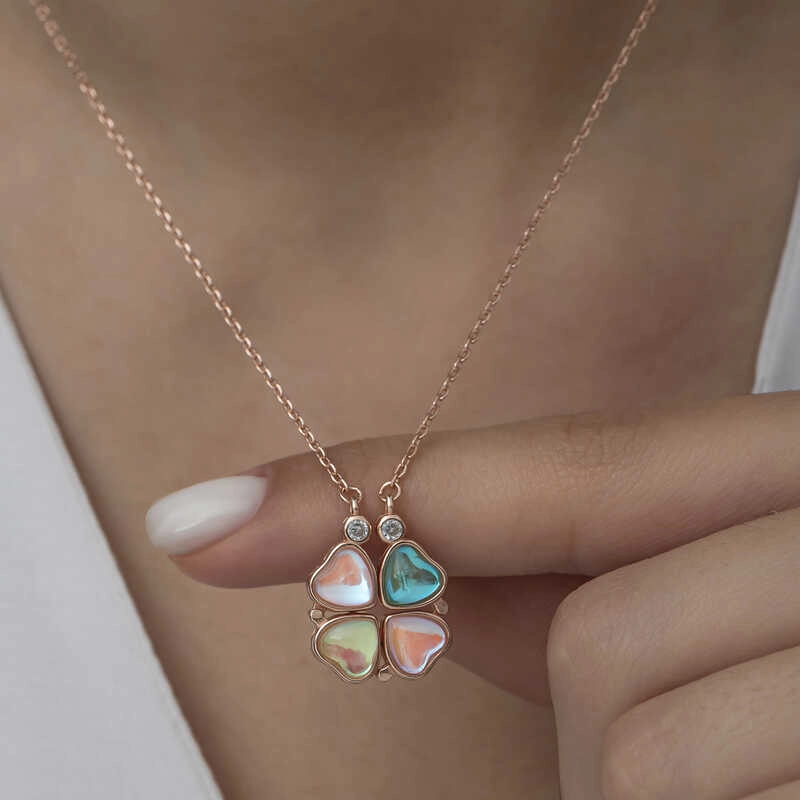 Silver Rose Colored Openable Clover Women’s Necklace