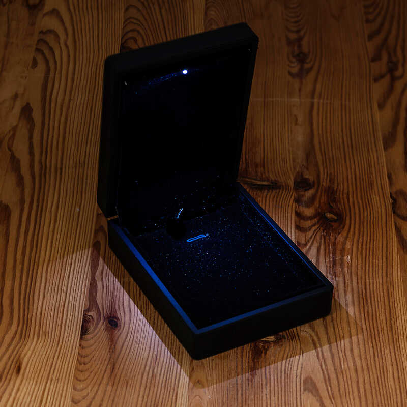 Illuminated Black Color Necklace Box