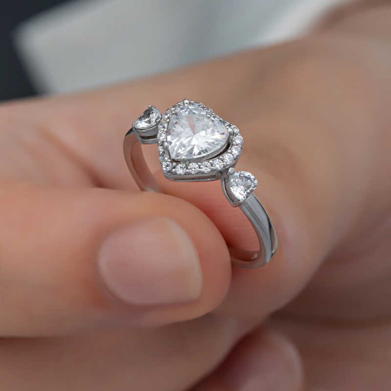 Silver White Stone-set Heart Women's Ring