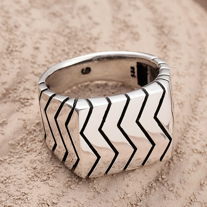 Silver Zikzak Patterned Men's Ring