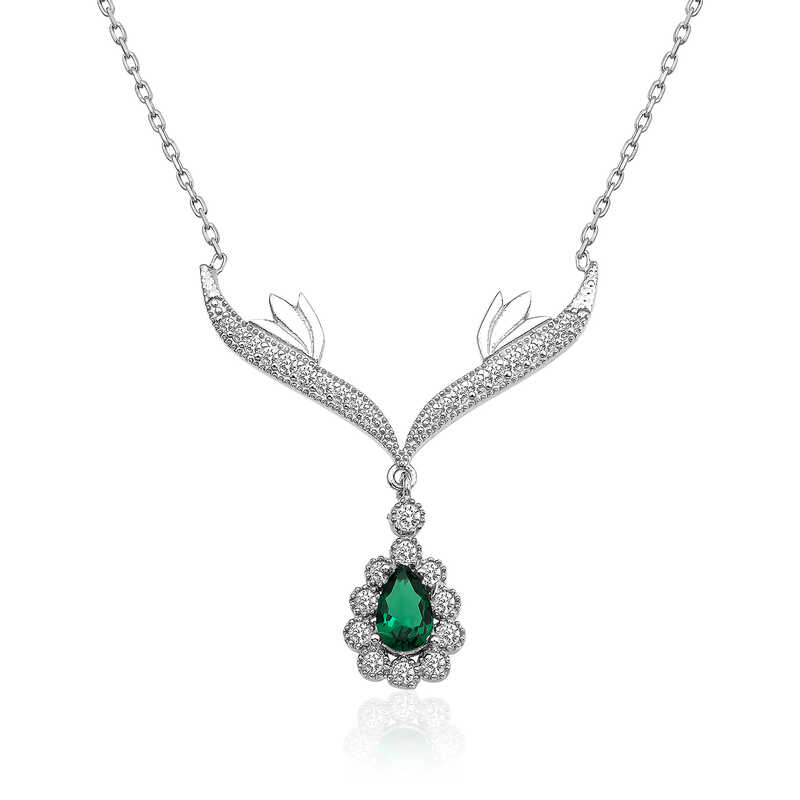 Silver Green Stone Medallion Women’s Necklace