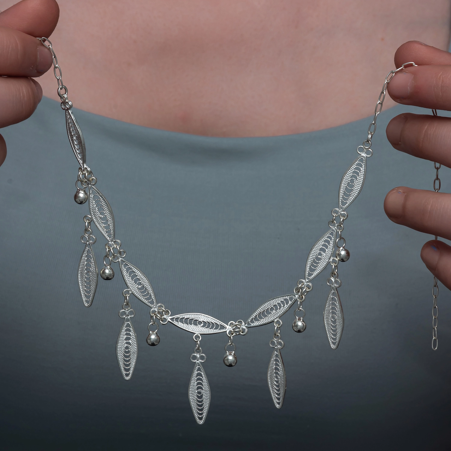 Silver 925 Infinity Leaf Filigree Necklace