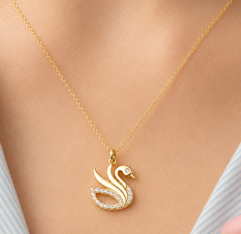 925 Sterling Silver Elegant Swan Necklace for Women
