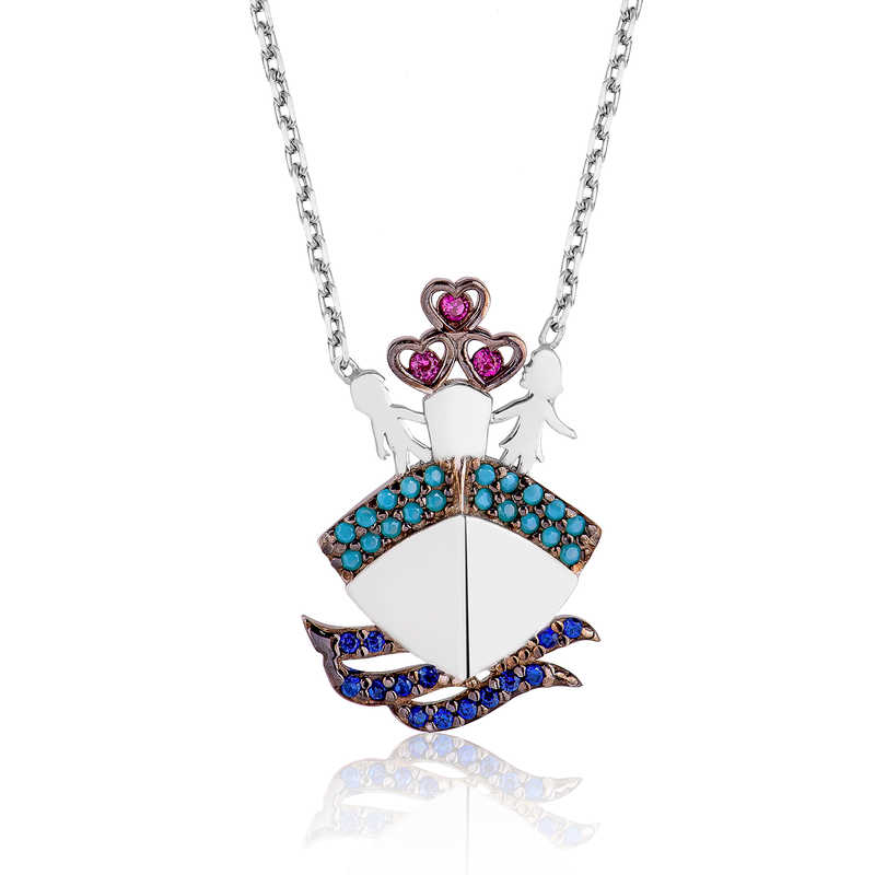 Silver Titanic Women’s Necklace