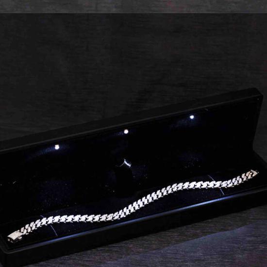 Gurmet Women’s Bracelet with Silver Illuminated Box and Stones