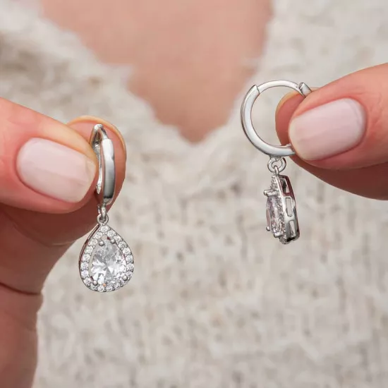 Gümüş Beyaz Zirkon Taşlı Damla Kadın Küpe