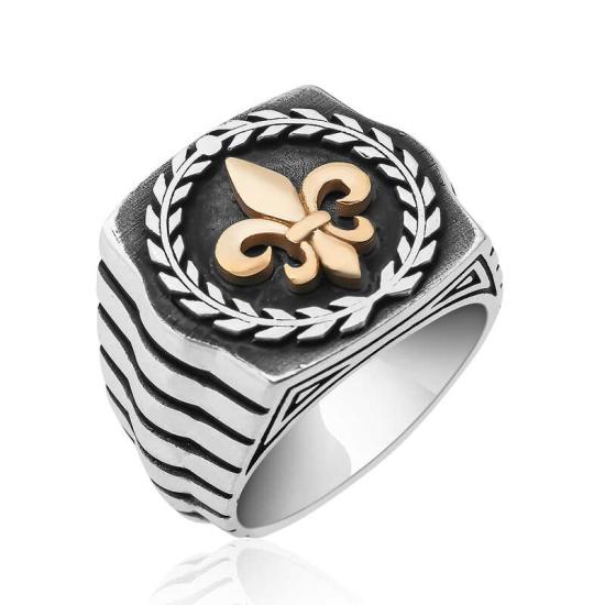 Silver Lily Flower Patterned Men’s Ring