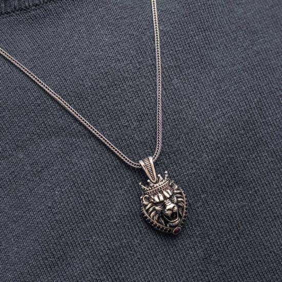 Silver Crowned Lion Figured Men’s Necklace