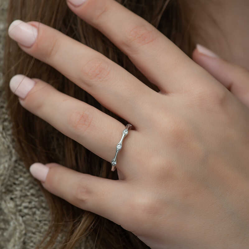 Silver Five Stone Shuttle Women’s Ring