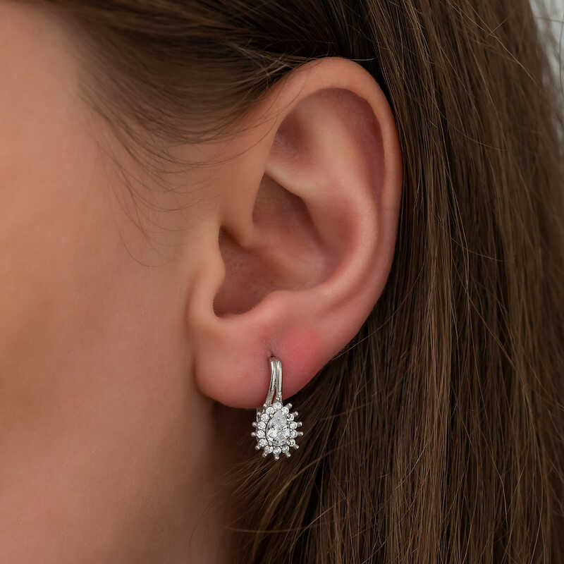 Silver Mengecli Drop Cut Earrings