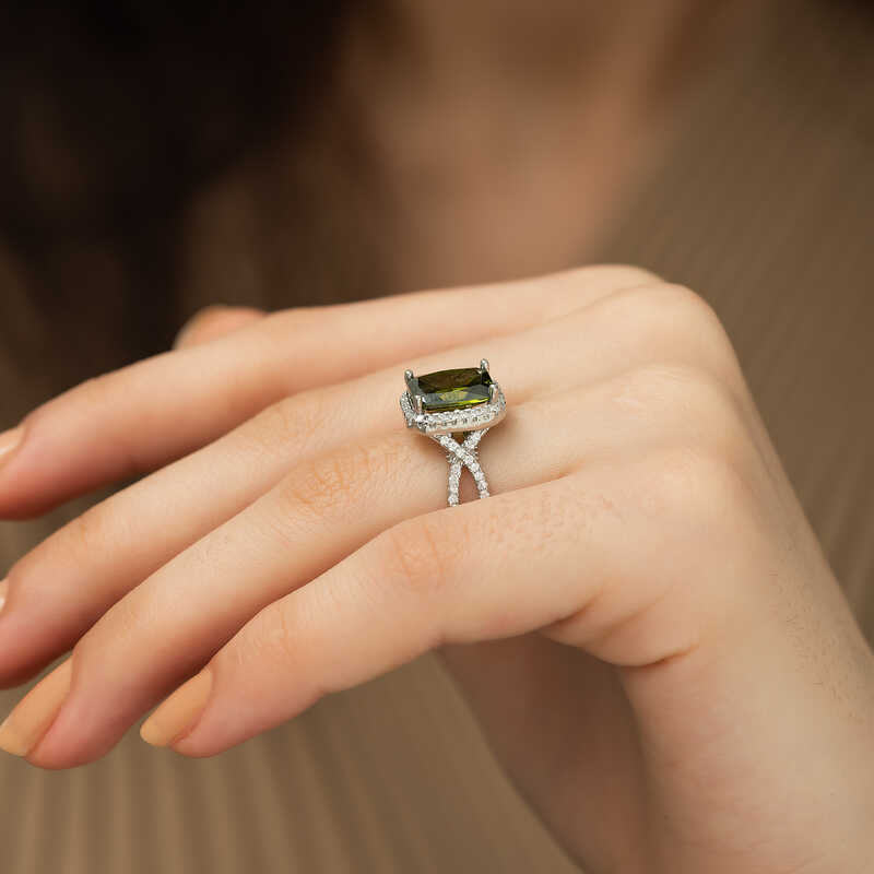 Silver Green Baguette Women’s Ring