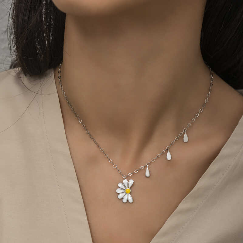 Silver Rhodium Daisy Loves Dislikes Women’s Necklace