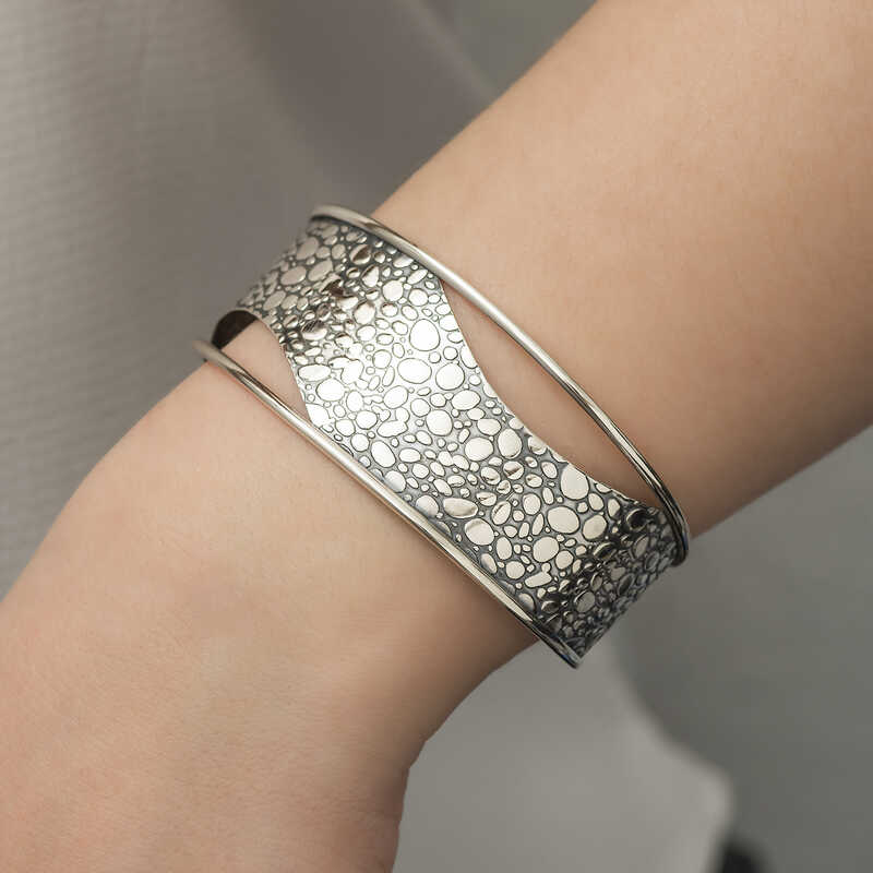 Silver Antique Patterned Women’s Bracelet