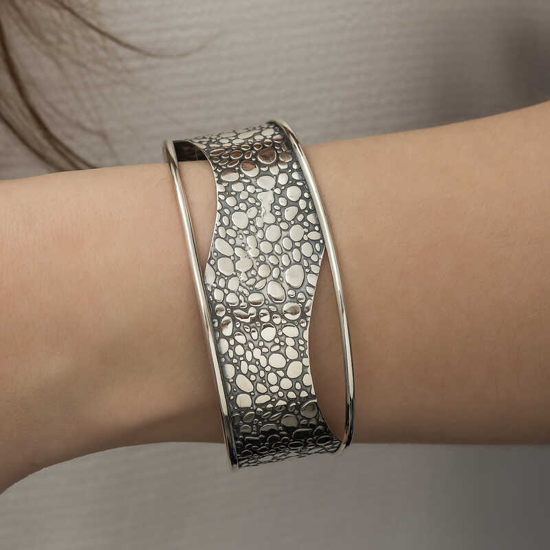 Silver Antique Patterned Women’s Bracelet