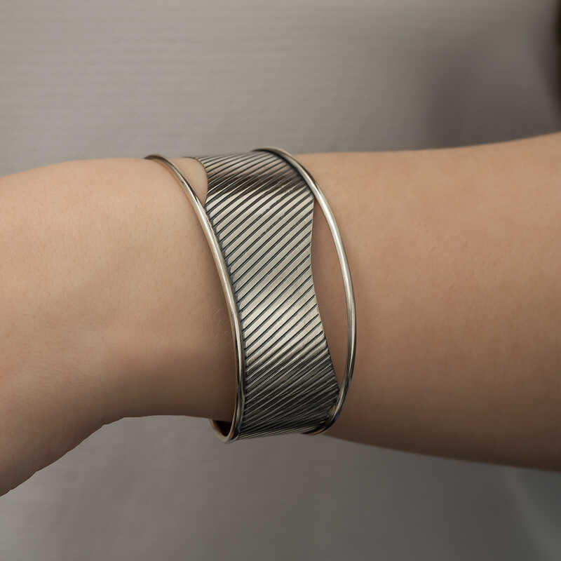 Silver Antique Patterned Women’s Bracelet