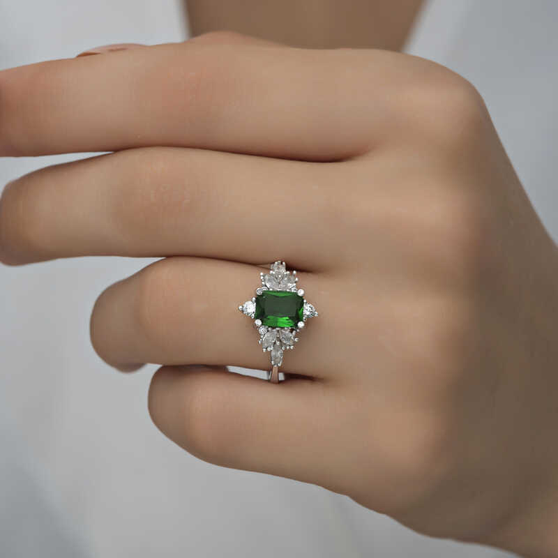 Silver Green Baguette Stone Women’s Ring
