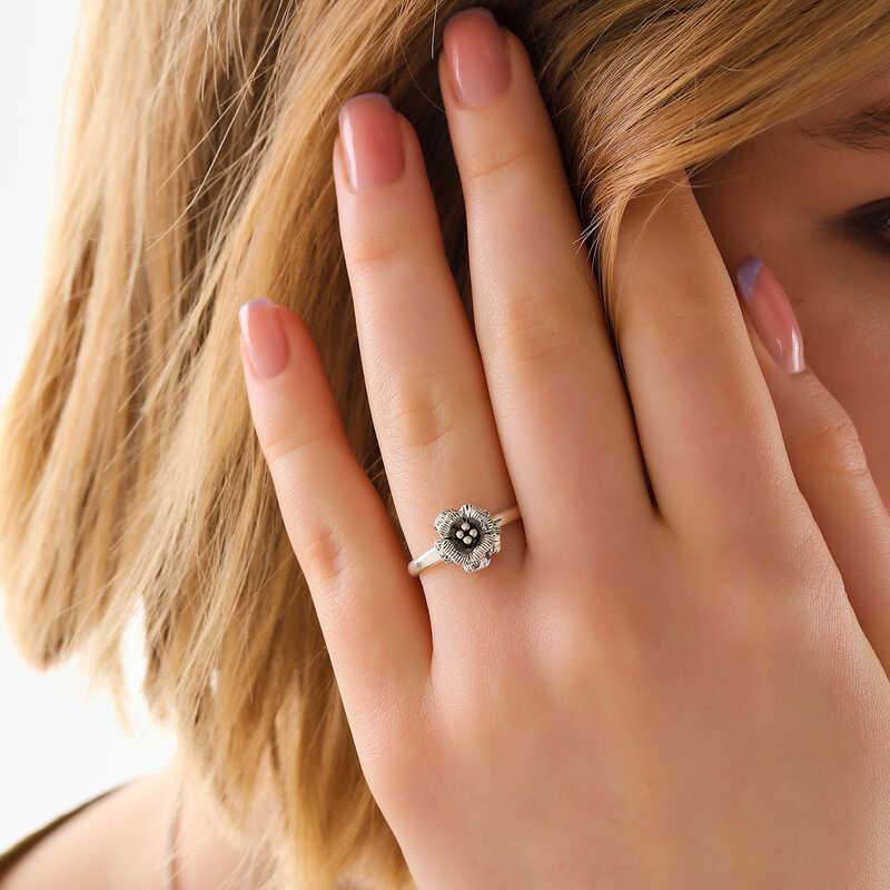 Silver Rose Women’s Ring