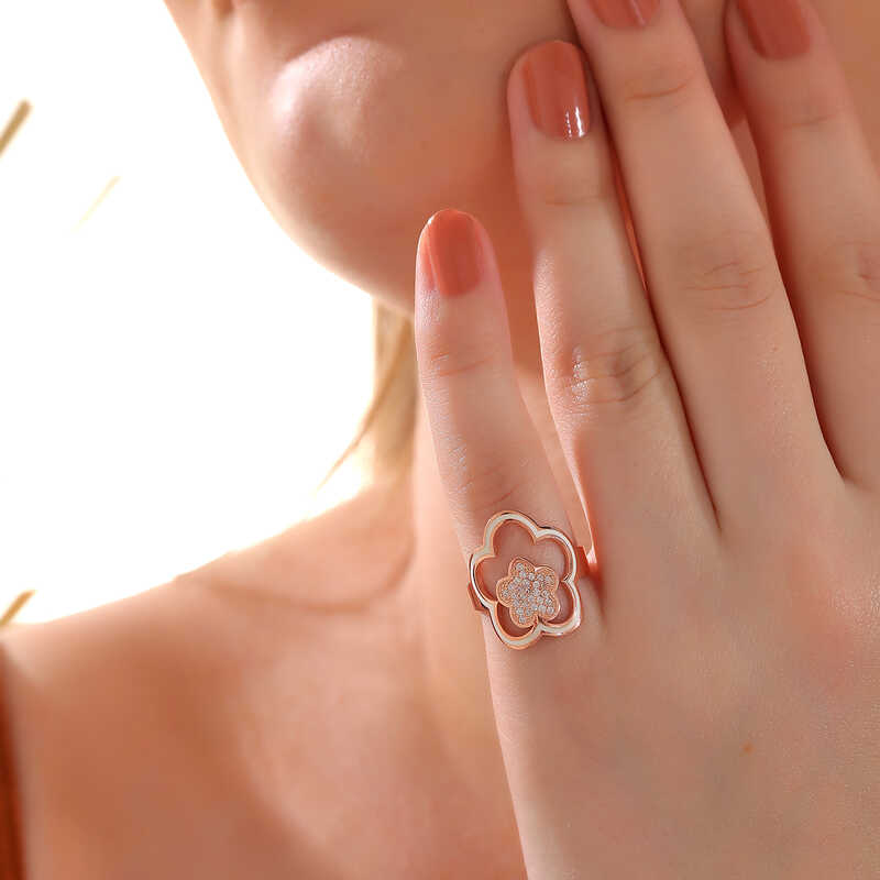 Silver Rose Flower Patterned Women’s Ring