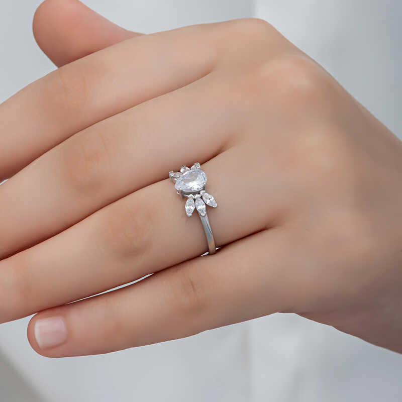 Silver Drop Zircon Stone Women’s Ring