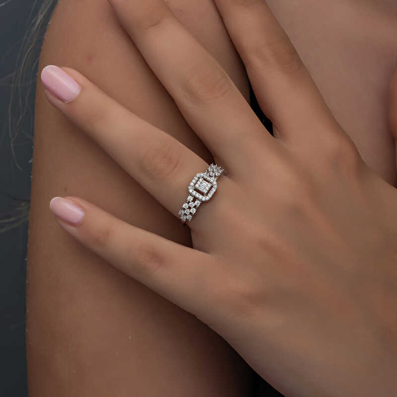 Silver Baguette Stone Women’s Ring