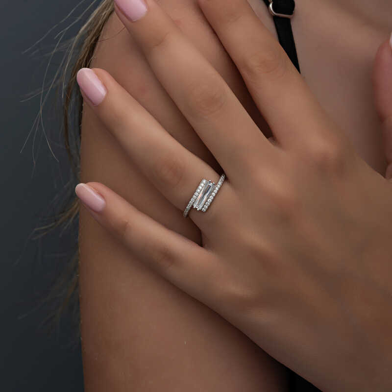 Silver Baguette Stone Women’s Ring