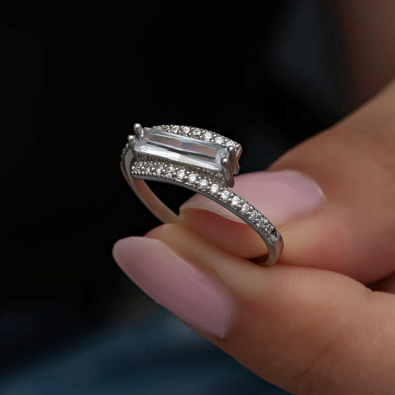 Silver Baguette Stone Women’s Ring