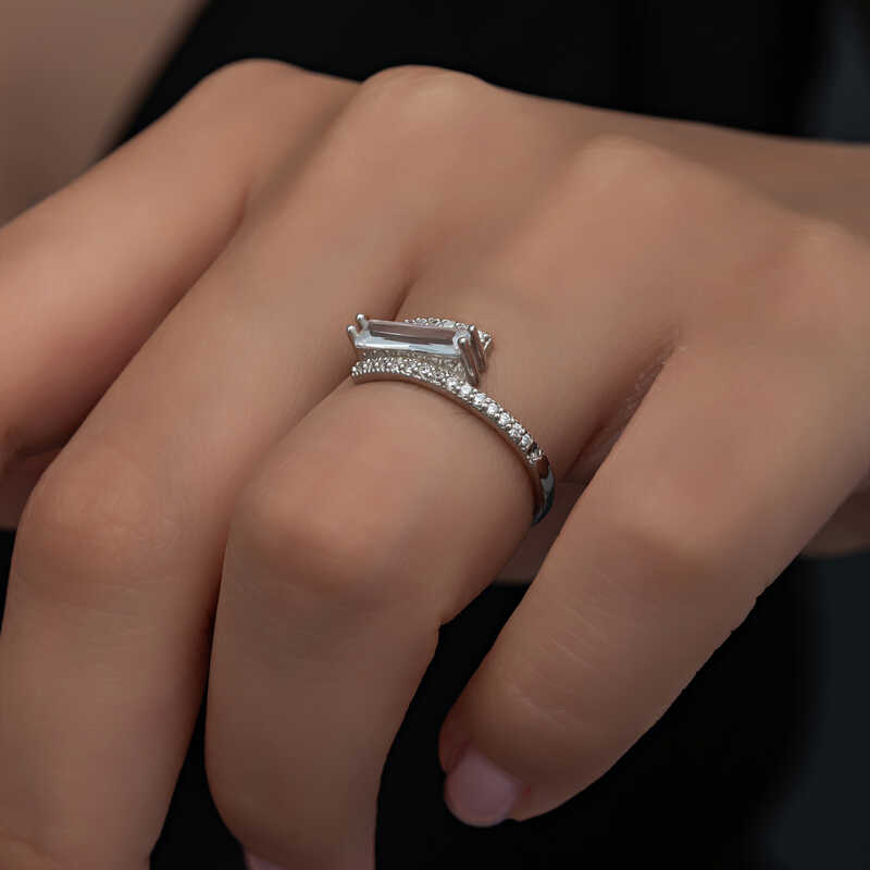 Silver Baguette Stone Women’s Ring