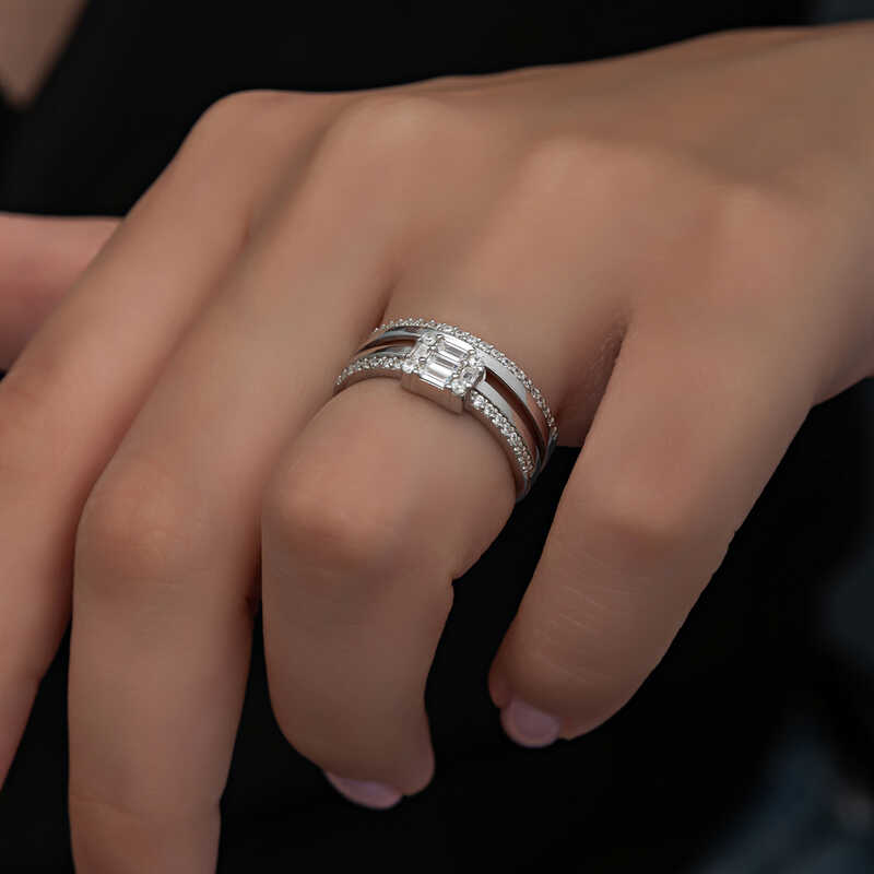 Silver Baguette Stone Women’s Ring