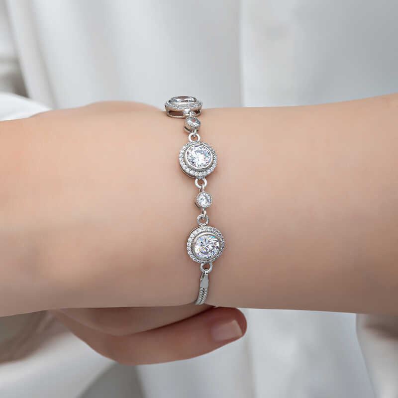 Silver Solitaire Women’s Bracelet