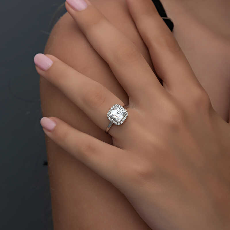 Silver Baguette Stone Women’s Ring