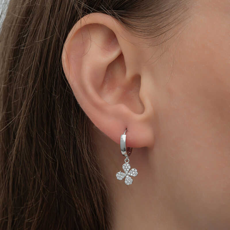Silver Dangling Clover Women’s Earrings