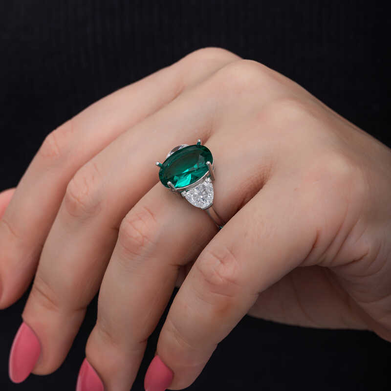 Silver Green Color Paraiba Stone Women’s Ring