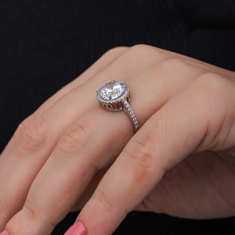 Silver Round Mounted Single Stone Women’s Ring