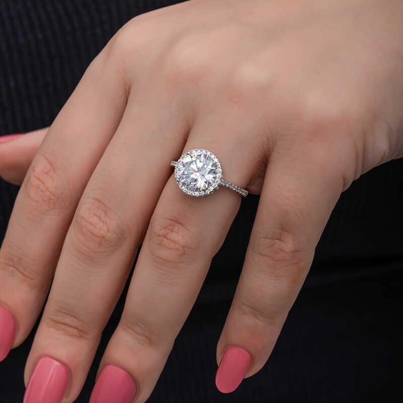Silver Round Mounted Single Stone Women’s Ring