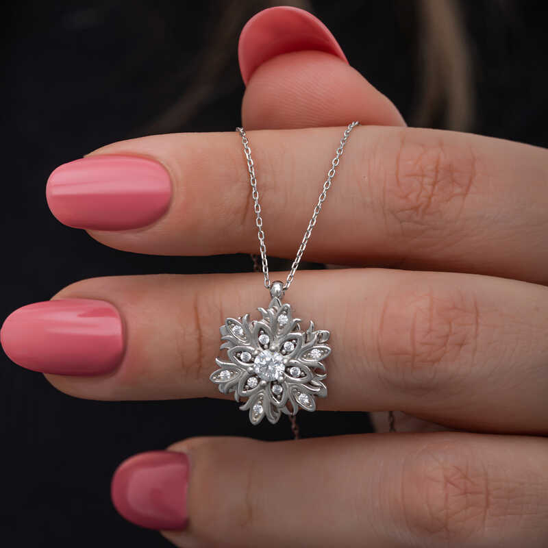 Silver Adjustable Snowflake Spinning Stress Set for Women