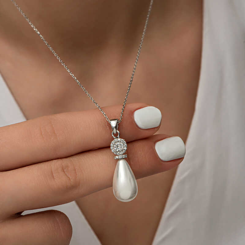 Silver Drop Pearl Women’s Necklace