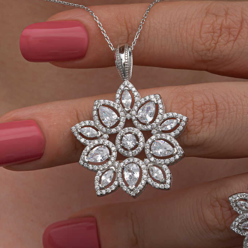 Silver Zircon Stone Flower Women’s Necklace