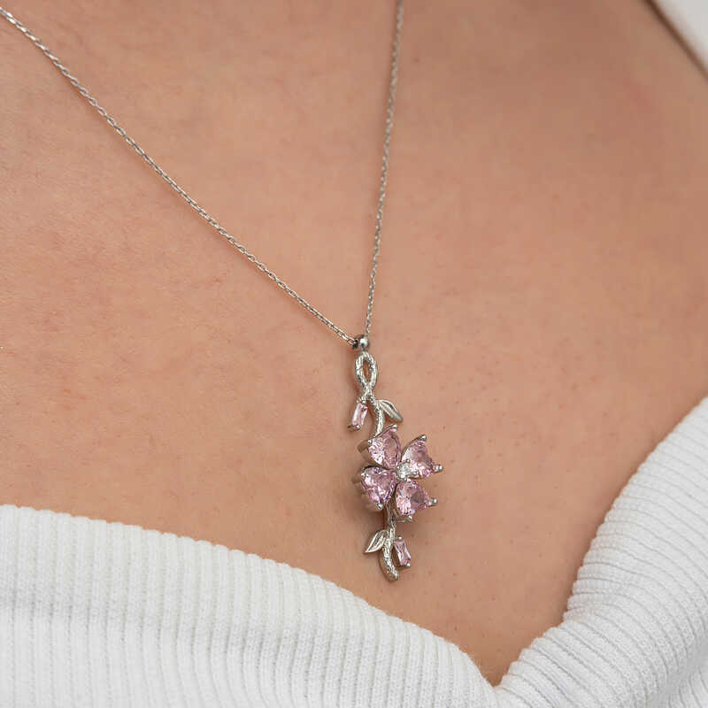 Silver Spinning Pink Clover Women’s Necklace