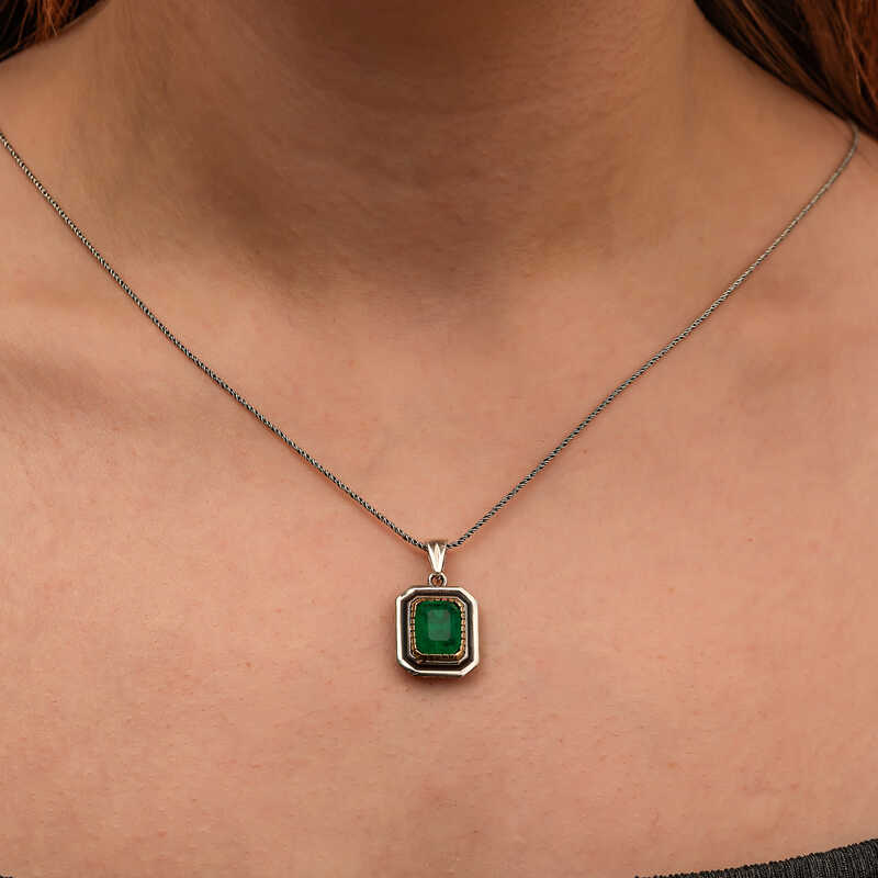 Silver Green Stone Authentic Women’s Necklace