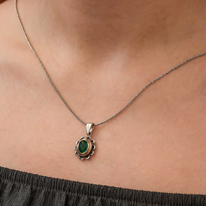 Silver Green Flower Patterned Authentic Women’s Necklace