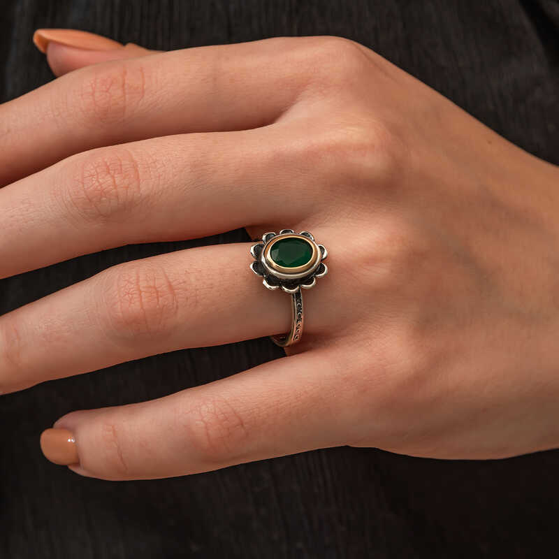 Silver Green Flower Patterned Authentic Women’s Ring