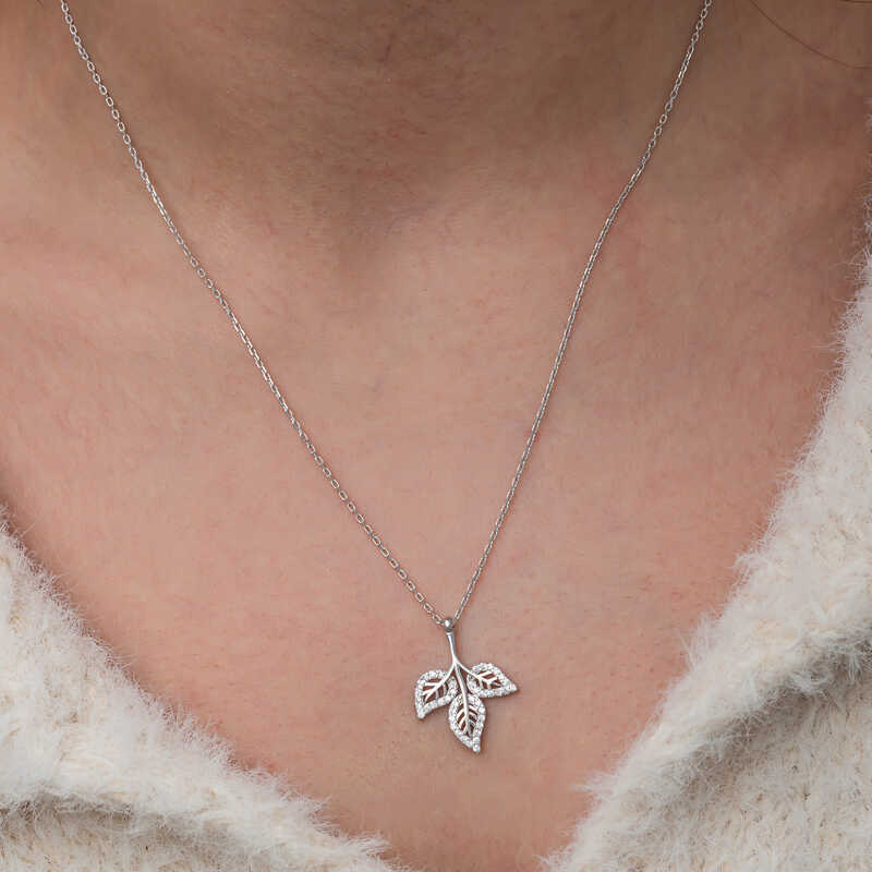 Silver Three Leaf Women’s Necklace