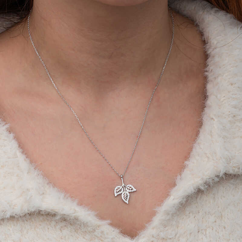 Silver Three Leaf Women’s Necklace