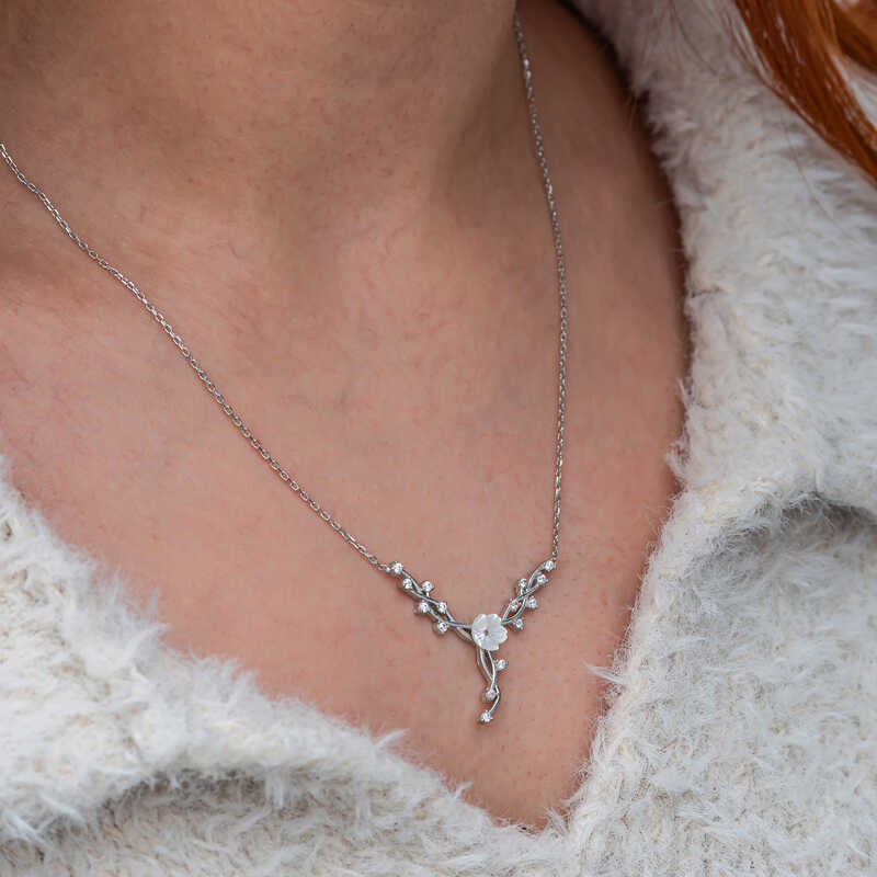 Silver Magnolia Flower Ivy Women’s Necklace